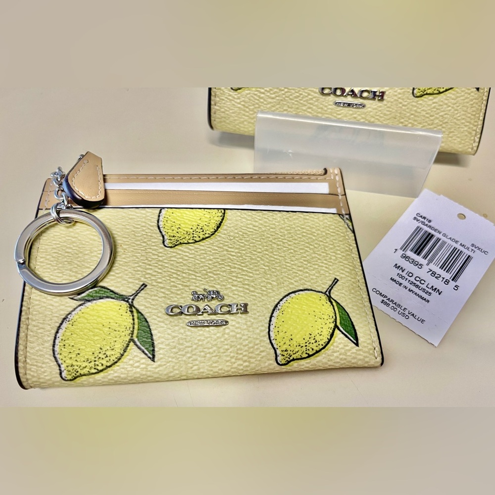 Coach NWT Card Holder/Keychain Zip Top, Coated Canvas/Leather Trim Lemon Print - Picture 2 of 11